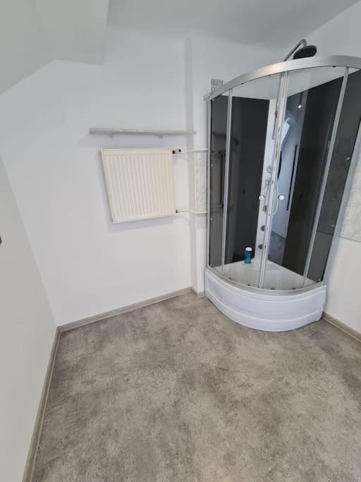 Fantastic Waw - Ns42 Room G Warschau Buitenkant foto